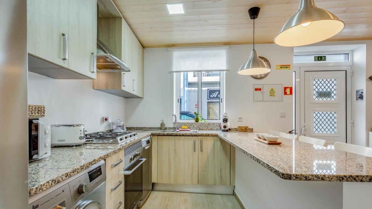 Glamorous 1 Bdr Duplex Apartment By Lovelystay 타비라 외부 사진
