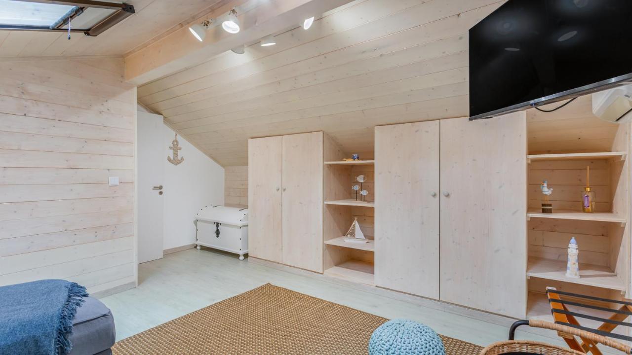 Glamorous 1 Bdr Duplex Apartment By Lovelystay 타비라 외부 사진